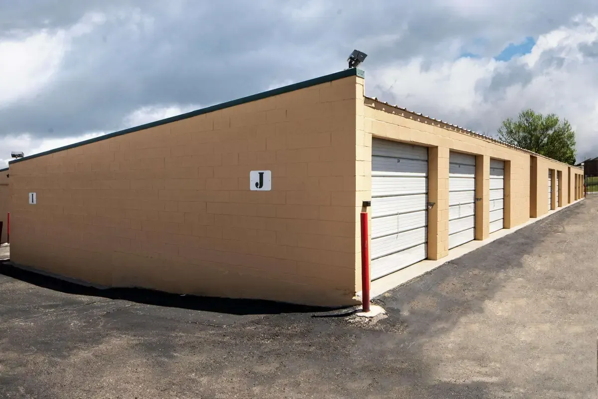 Drive up self storage building