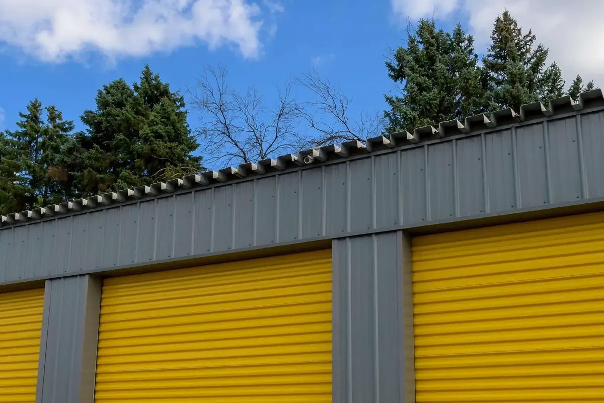 Drive up self storage facility with security cameras