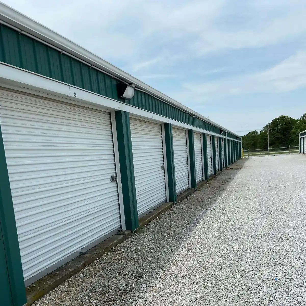 Easy access drive up self storage unit