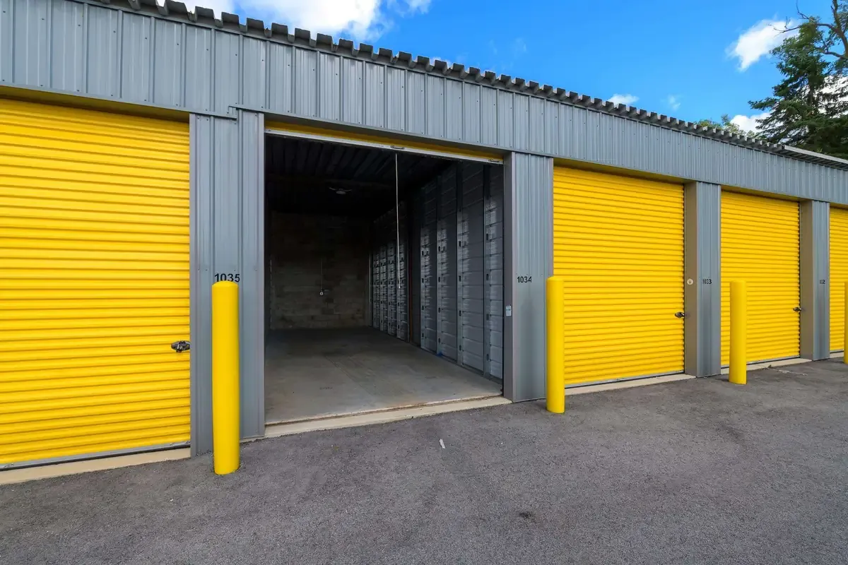 Interiror view of enclosed drive up self storage unit with power