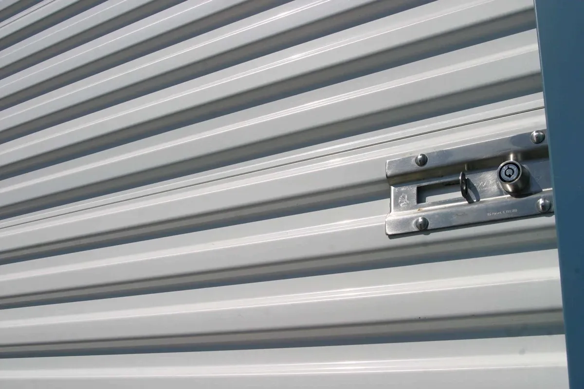storage unit door and latch